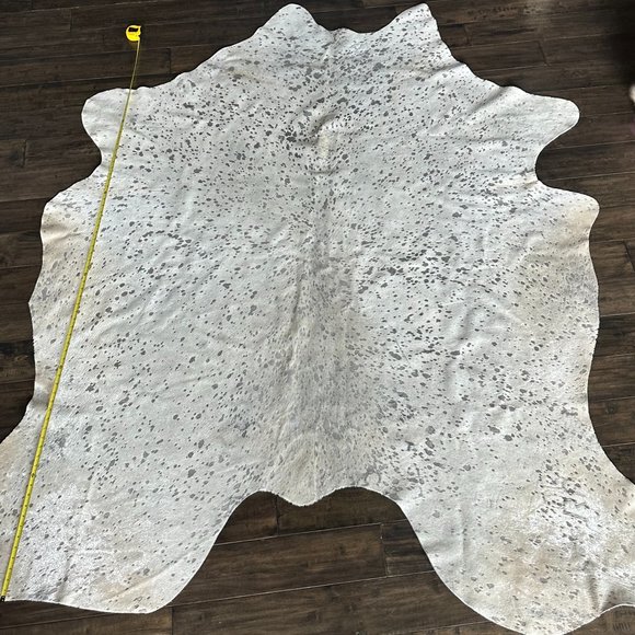 Beautiful Gray Hair on Hide Leather Cowhide Rug - NWOT - Picture 3 of 13